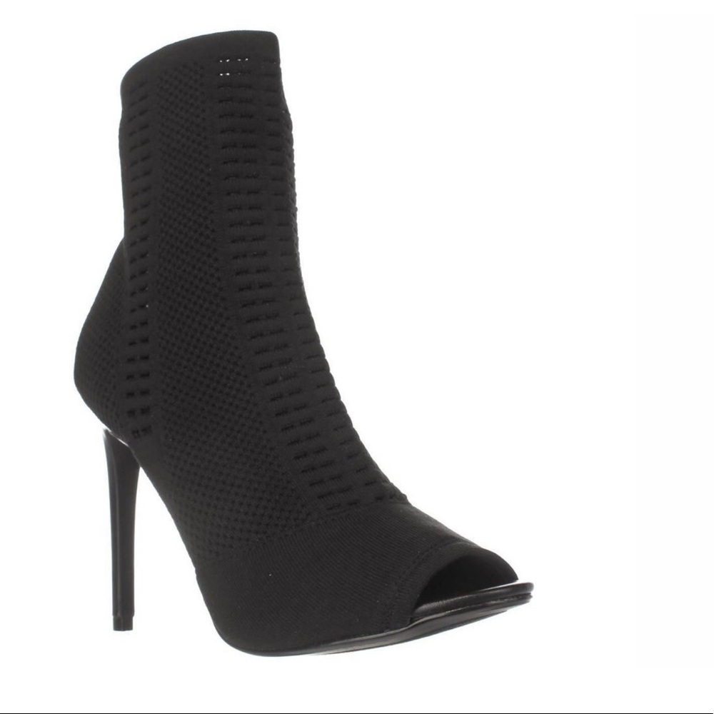 Steve Madden Candid